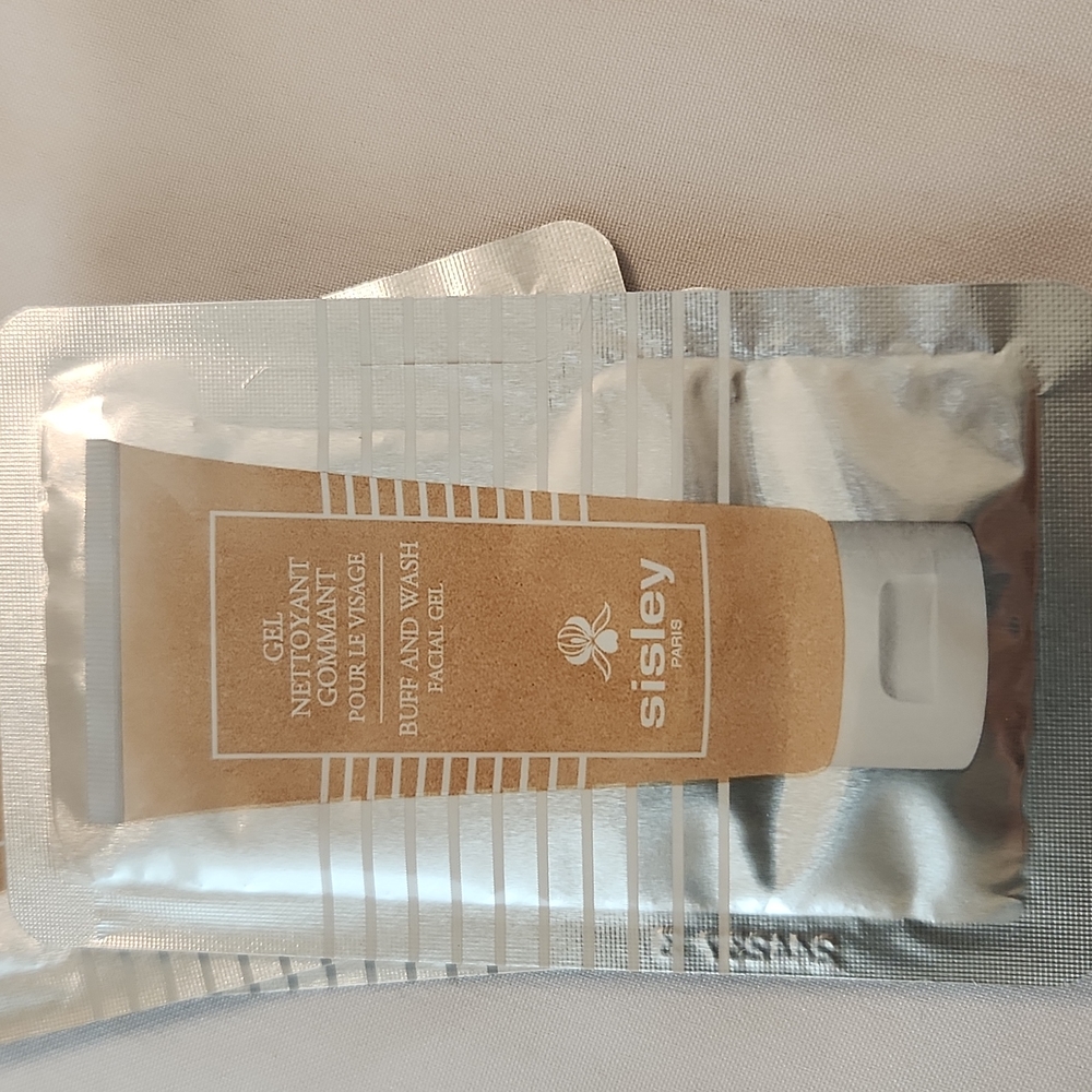 17 Sisley Paris samples - Picture 4 of 16